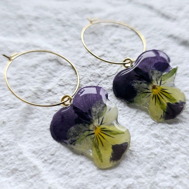 Cercei KRIS DESIGN ART, panselute mov presate, 4x4cm