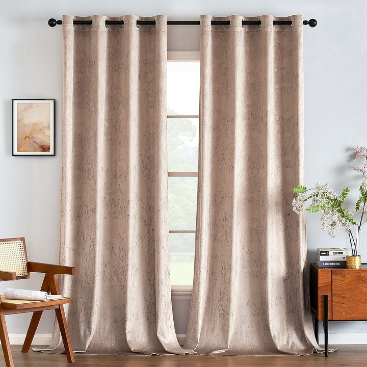 Perdele decorative aspect catifelat, 50% blackout, cu model auriu embosat, cu prindere pe inele, 140 x 280, Bej