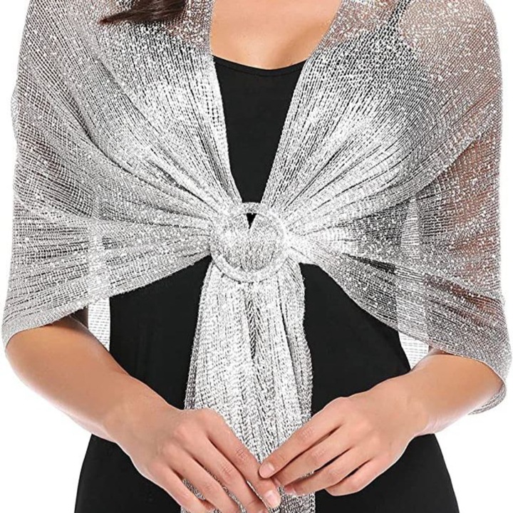 Esarfa argintie cu fir metalic stralucitor, design cu franjuri elegante