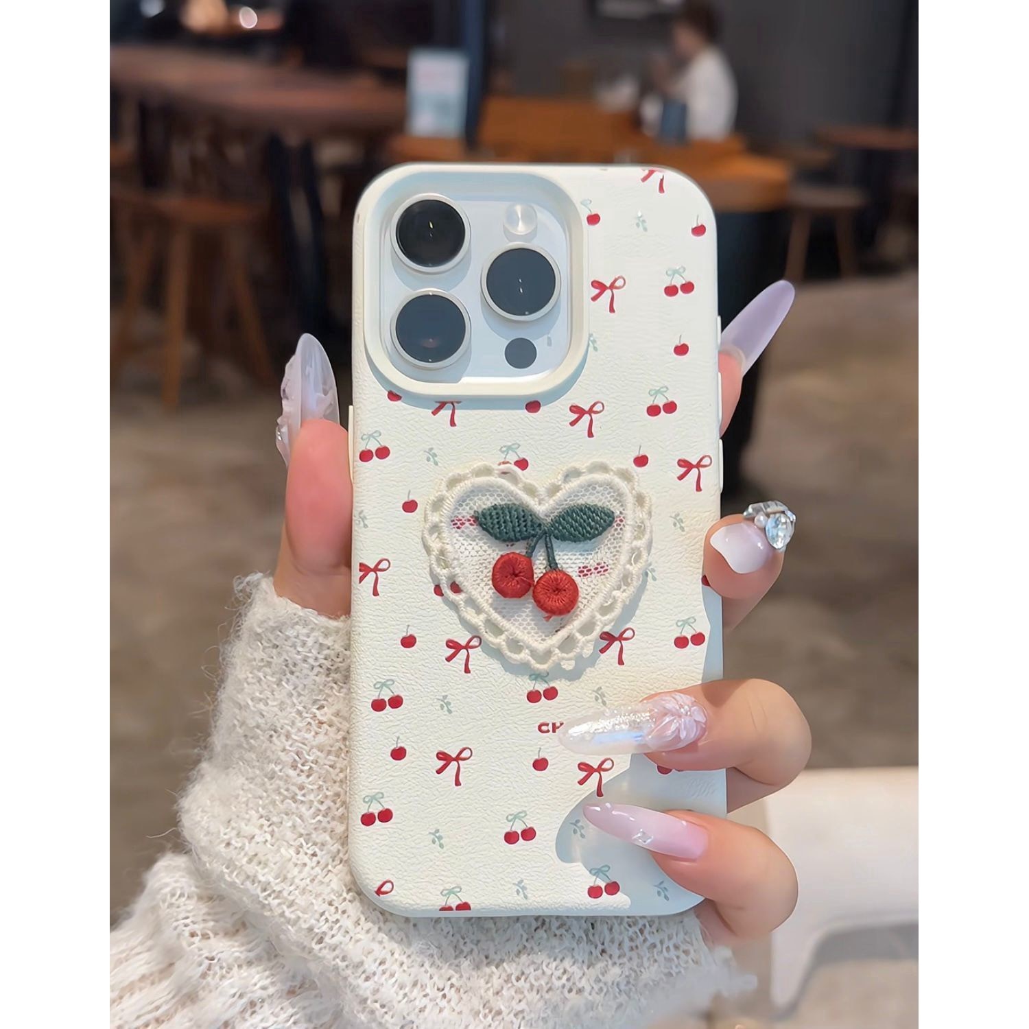 Huse telefoane, Pentru Apple iPhone 15PRO MAX, Huse telefoane, Soft Silicone Premium, Microfibra in Interior, Alb, de Protectie, Ultra Slim, pentru Incarcare Wireless, Margini Ridicate pentru Protectia Ecranului si a Camerelo
