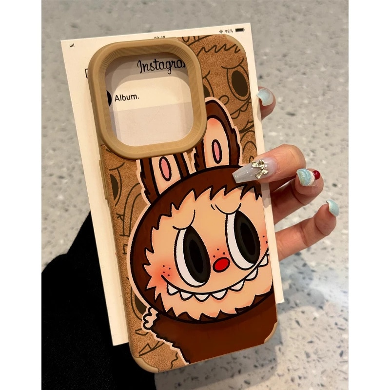 Huse telefoane, Pentru Apple iPhone 16PRO MAX, Soft Silicone Premium, Microfibra in Interior, de Protectie, Ultra Slim, pentru Incarcare Wireless, Margini Ridicate pentru Protectia Ecranului si a Camerelo，imagine de desen animat，maro