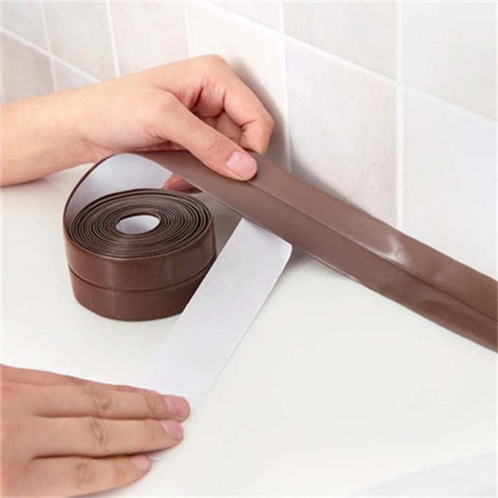 Banda adeziva PVC autoadeziva pentru colturi de chiuveta si baie, 125.9x2.3cm, multicolor