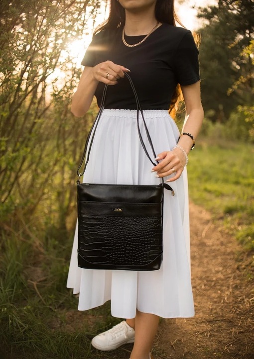 Geanta de umar din piele neagra, DAN-A, cu detalii din piele de sarpe, 1 compartiment, curea reglabila 145cm