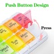 Organizator medicamente, Hggzeg, Cutie pastile saptamanal, Cu 14 compartimente, Recipiente detasabile, Fara BPA, Protejeaza impotriva umezelii, Design buton apasa, Portabila, Plastic, 23 x 11.5 x 2.7cm, Multicolor