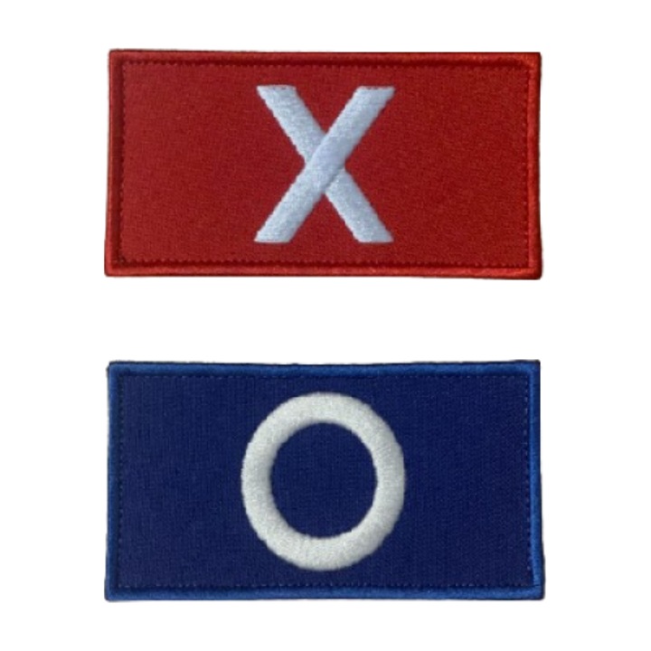 Set 2 jocuri interactive jocul calamarului VICTINY® emblema vot rosu X si albastru O