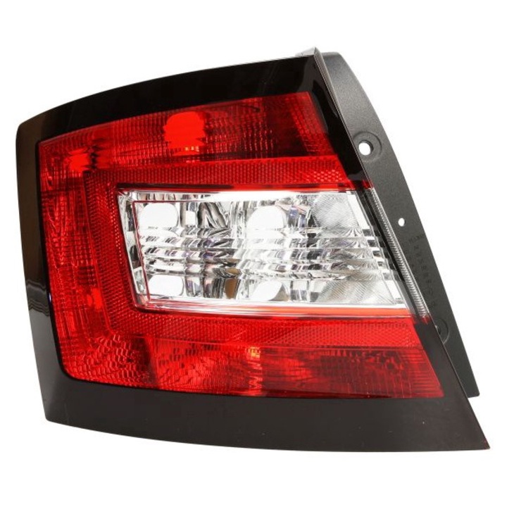 Lampa stop spate stanga pentru Skoda Fabia III hatchback 12.2014-06.2021
