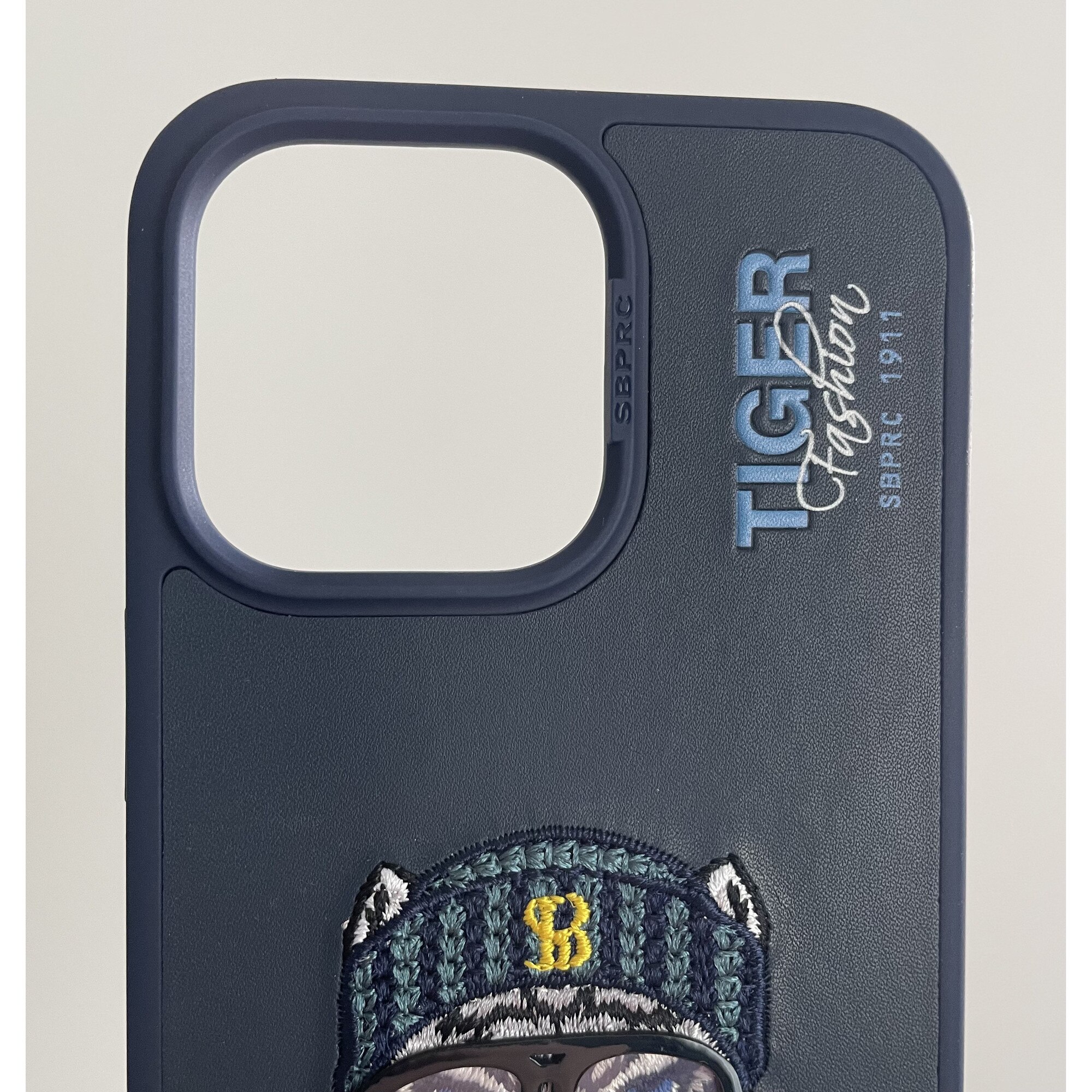 Husa Premium pentru iPhone 15 Pro Max SBPRC Polo Fergus Navy Broderie