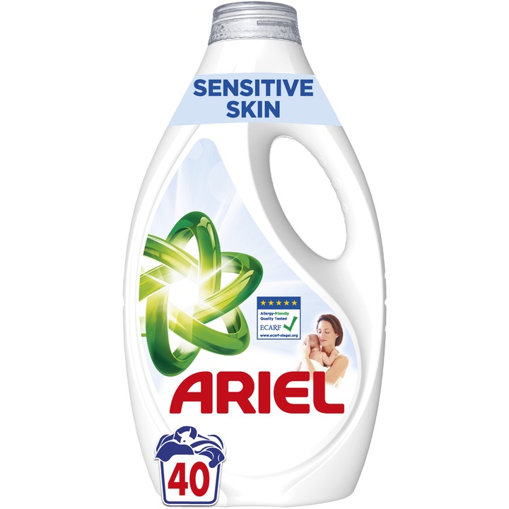 Течен перилен препарат Ariel Sensitive, 40 пранета