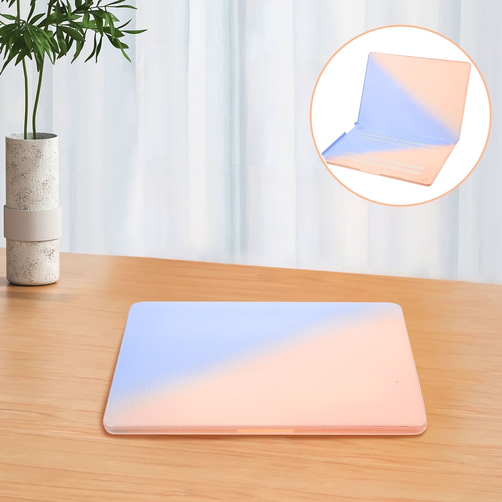 Carcasa laptop plastic, 30.50x22.00x0.50cm, design usor, rezistent la zgarieturi, multicolor