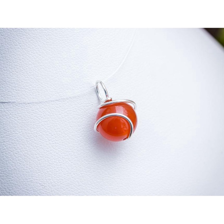 Bijuterie dama, R.M. Ekszer, Pandantiv din sarma de argint cu carneol