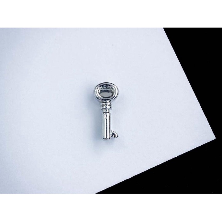 Kulcs ezüst színű MoMents charm