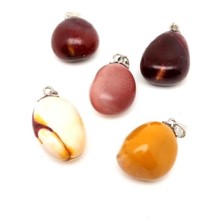 Висулка от яспис мукаит 2 см