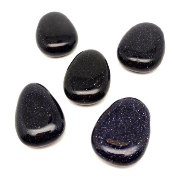 Висулка с прободен камък и син капак