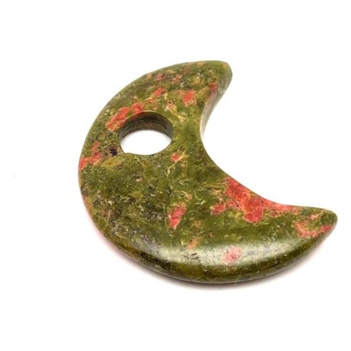 Висулка с унакит, пробит полумесец 30 мм