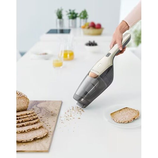 Aspirator vertical Electrolux EERC75SW