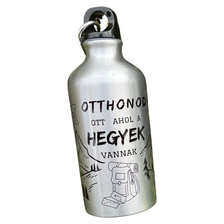 Ezüst fém sportpalack 500ml, hegyek mintával, magyar szöveggel, otthon ahol a hegyek vannak