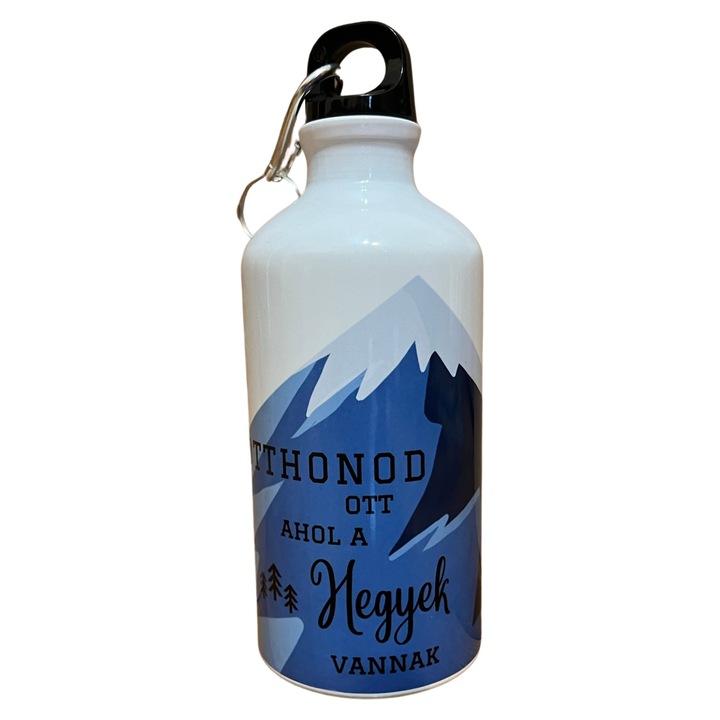 Fehér fém sportpalack 500ml, hegyek mintával, magyar szöveggel, otthon ahol a hegyek vannak