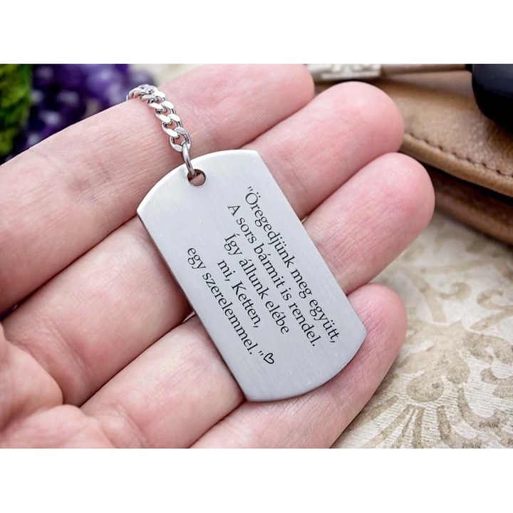 Breloc cu pandantiv din otel Hai sa imbatranim impreuna