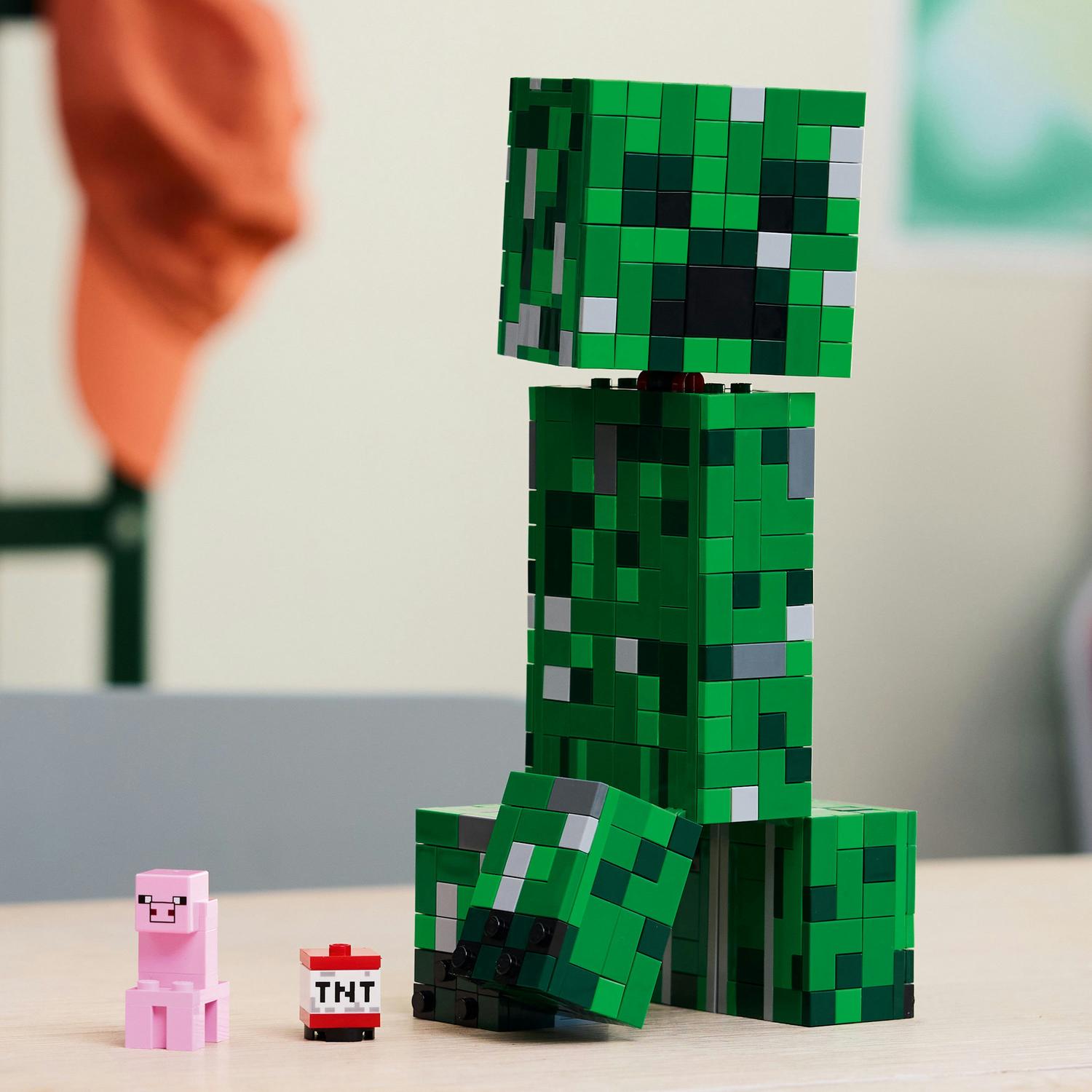 LEGO® Minecraft® - Creeper™ 21276, 665 piese - eMAG.ro