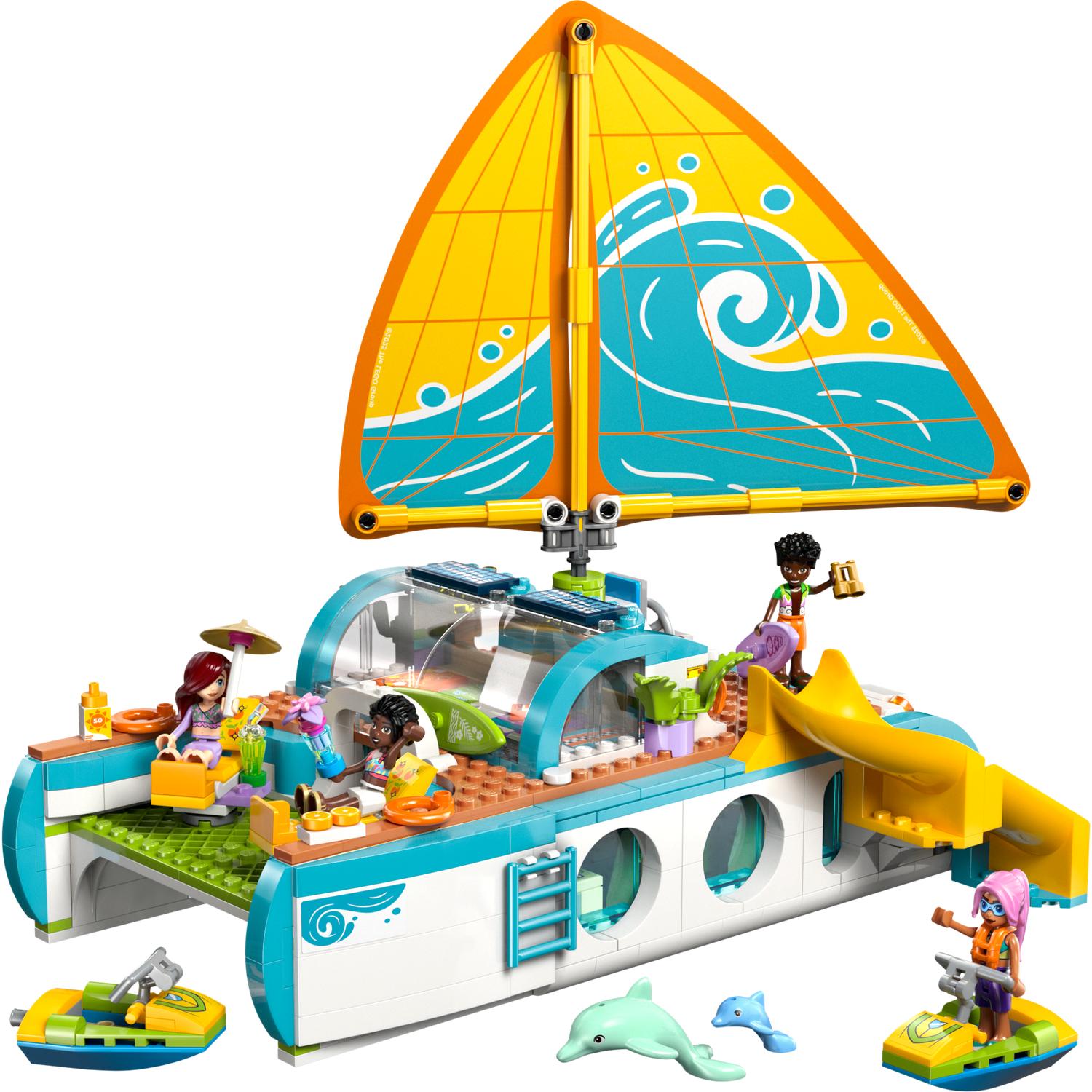 LEGO® Friends - Calatoria aventuroasa cu barca 42664, 685 piese