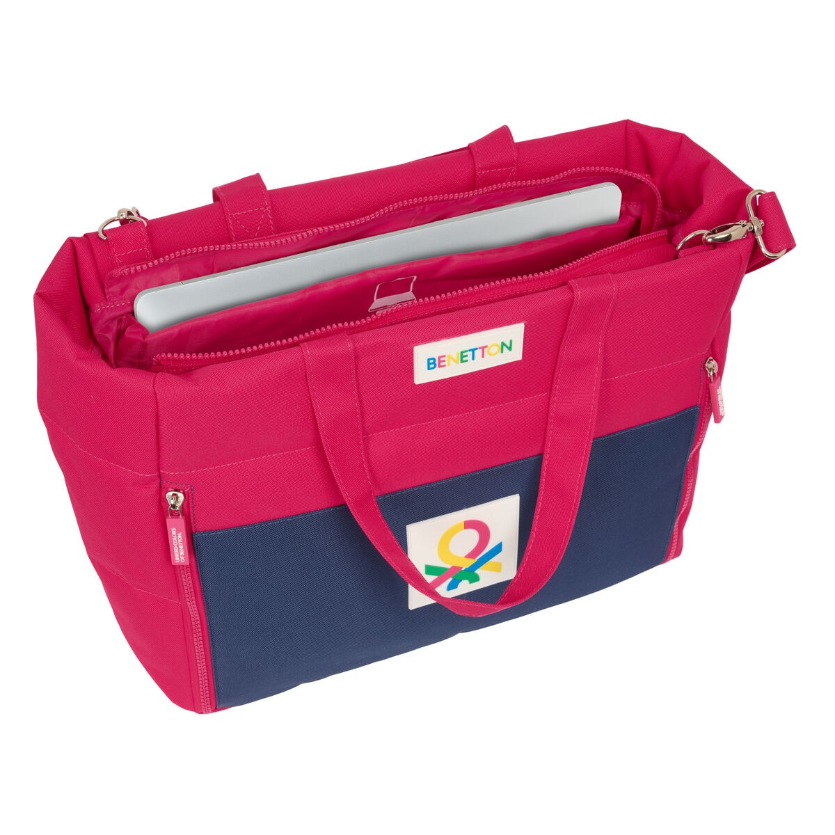 Geanta laptop Benetton Cherry, 40x31x17cm, cu curea ajustabila, 2 buzunare frontale cu fermoar, compartiment pentru notebook pana la 14,1"