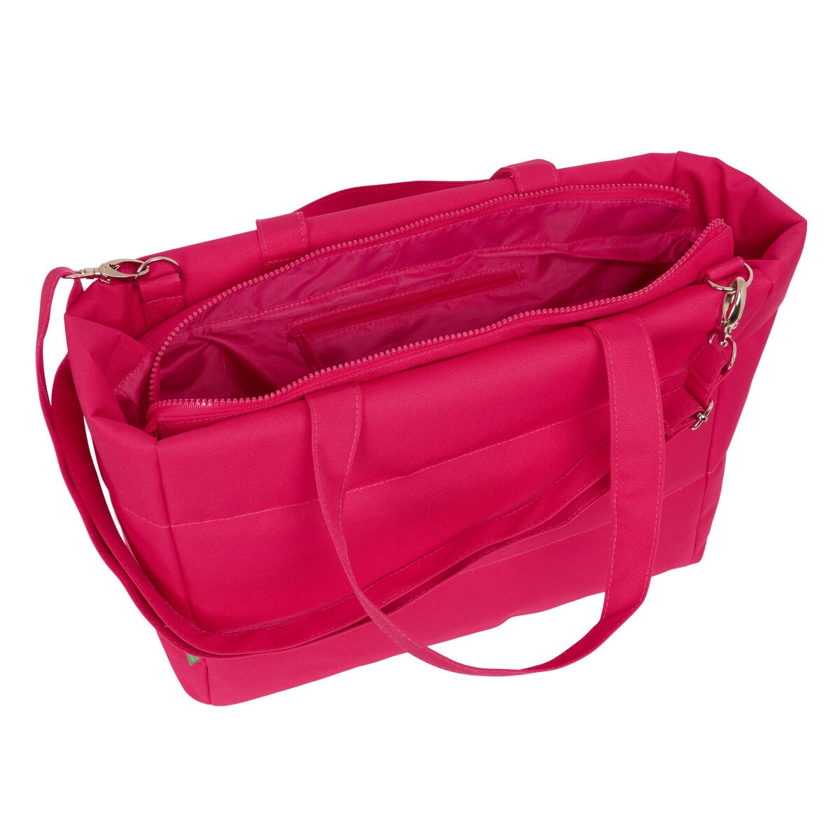 Geanta laptop Benetton Cherry, 40x31x17cm, cu curea ajustabila, 2 buzunare frontale cu fermoar, compartiment pentru notebook pana la 14,1"