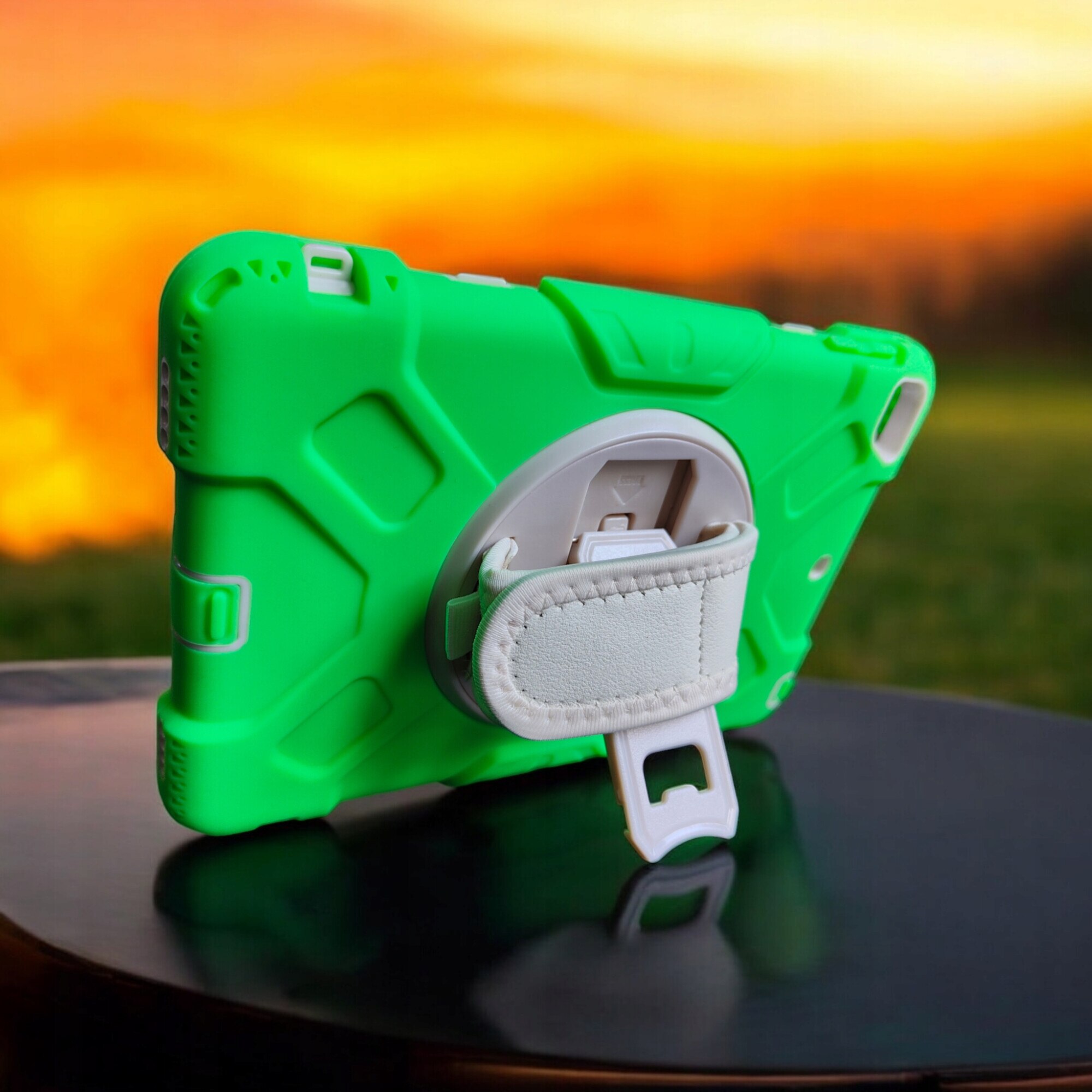 Husa compatibila cu iPad 9/8/7 10,2" cu suport rotativ, verde