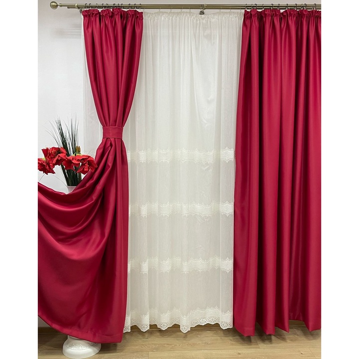 Set doua draperii blackout, culoare rosu amarath, colectia "Monocrom Signature" by Liz Line cu rejansa 2x140x245cm - DR1114