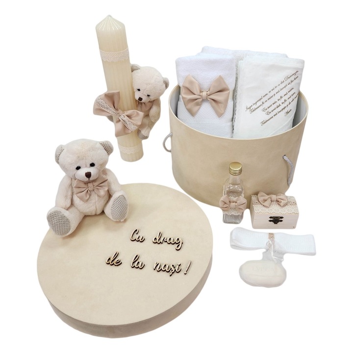 Trusou botez in cutie cu Ursulet si lumanare botez, culoare crem