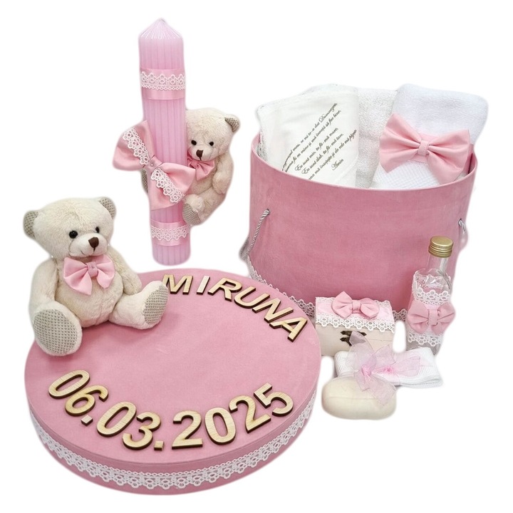 Trusou botez personalizat in cutie cu Ursulet si lumanare botez, pentru fetite, culoare roz