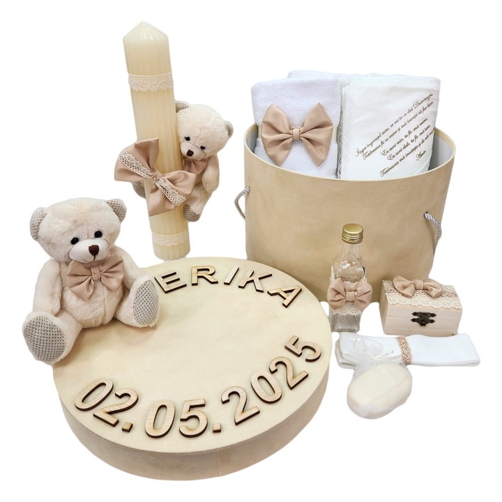 Trusou botez personalizat in cutie cu Ursulet si lumanare botez, pentru fete, culoare crem