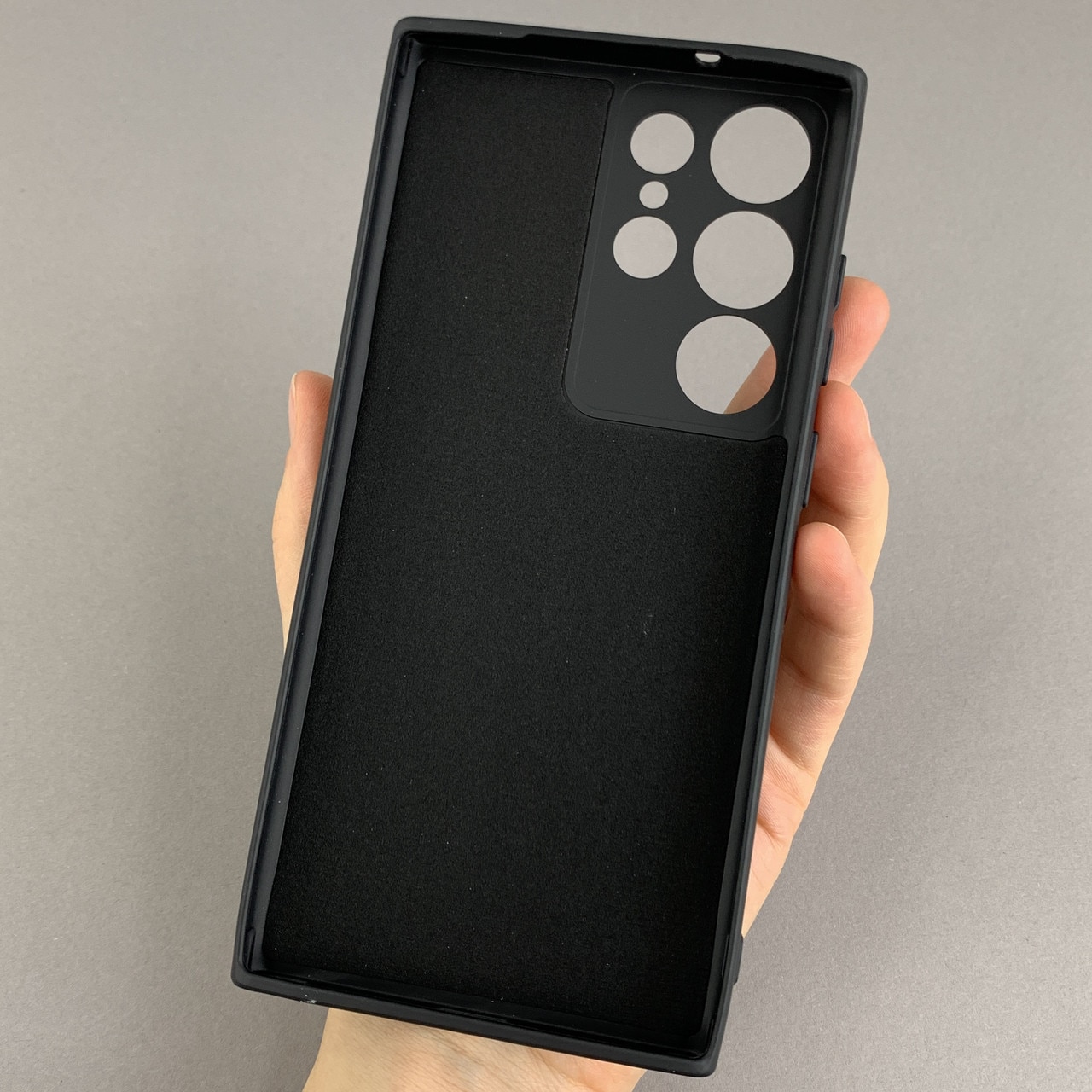 Husa telefon compatibila cu Samsung Galaxy S24 Ultra, Soft Silicone Premium, Anti-Soc, Protectie camera, Microfibra interior ( catifea ), Margini Ridicate pentru Protectia Ecranului, Negru