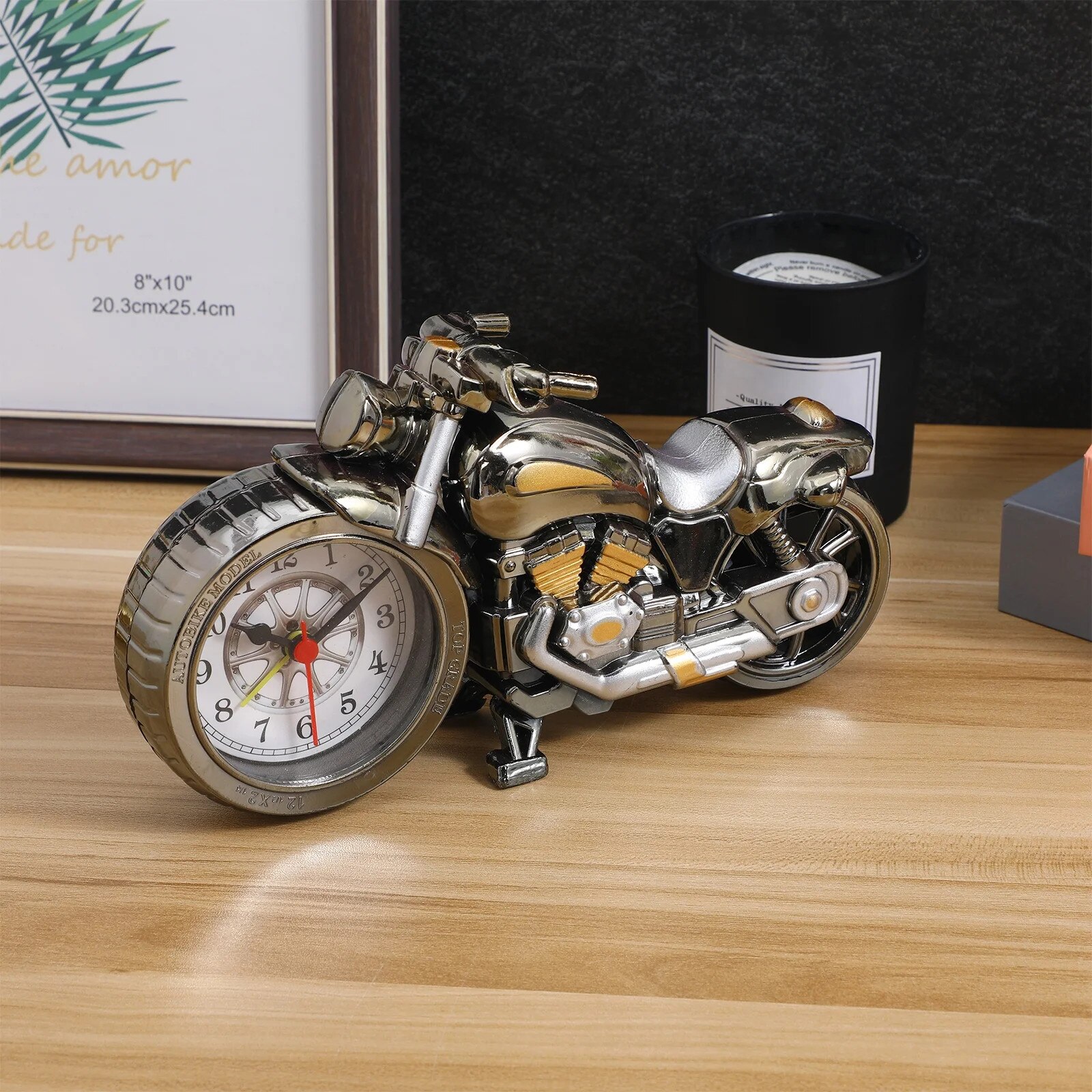 Ceas desteptator vintage motocicleta, 21x12.5x6cm, din plastic, cu