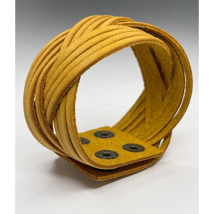 Bratara boho din piele naturala, Zolot, 20.5cm x 3.6cm, design impletit