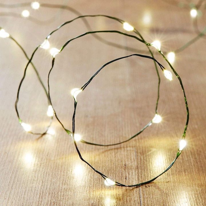 20 LED светлини, захранвани с батерии, 1,9 м - изключително топло бяло