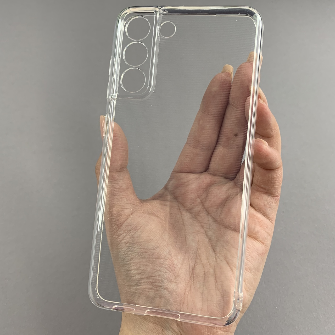 Husa protectie Mat-Tech compatibila cu Samsung Galaxy S21 FE, Anti-soc, 2MM, Protectie Camera, Decupaje Precise, Rezistenta la impact, Margini ridicate pentru protectia ecranului, Transparenta