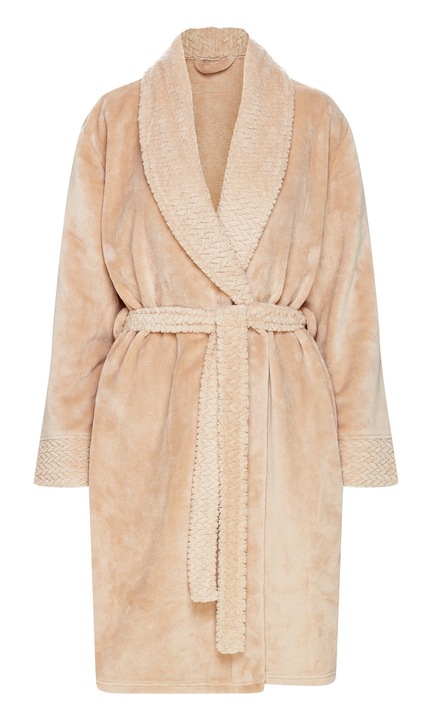 Halat dama Jolanda Esotiq Bej, Bej