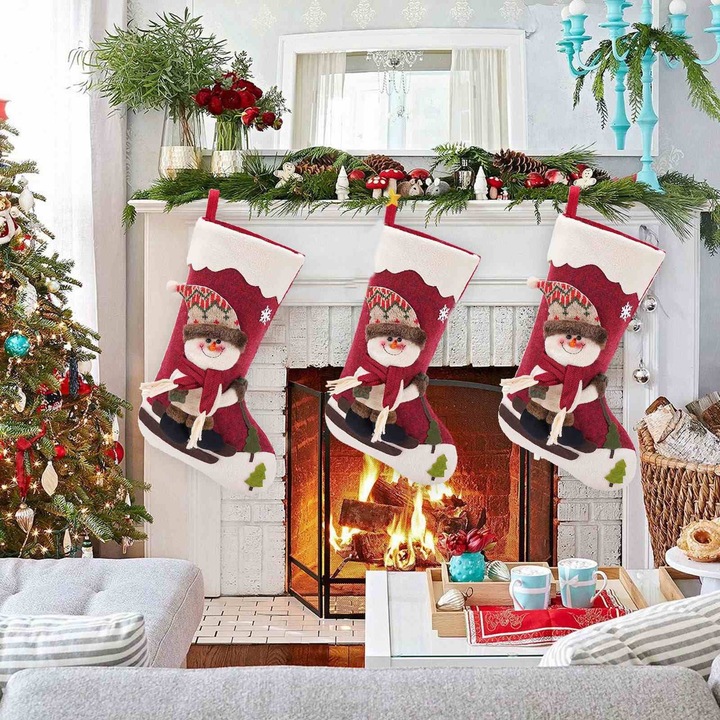 Decoratiuni Craciun, sosete groase cu fulgi de zapada, argintiu, set