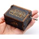Cutie muzicala Star Wars cu manivela, cutie muzicala compacta cu tematica Star Wars pictata manual multicolor rafinat Enforose