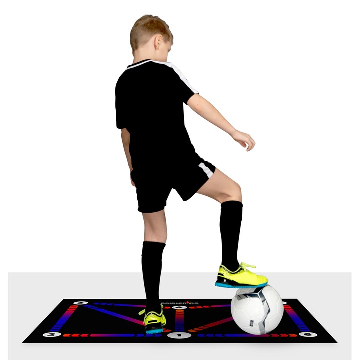 Covoras de antrenament fotbal Dribler, Multicolor, 90 x 60 cm