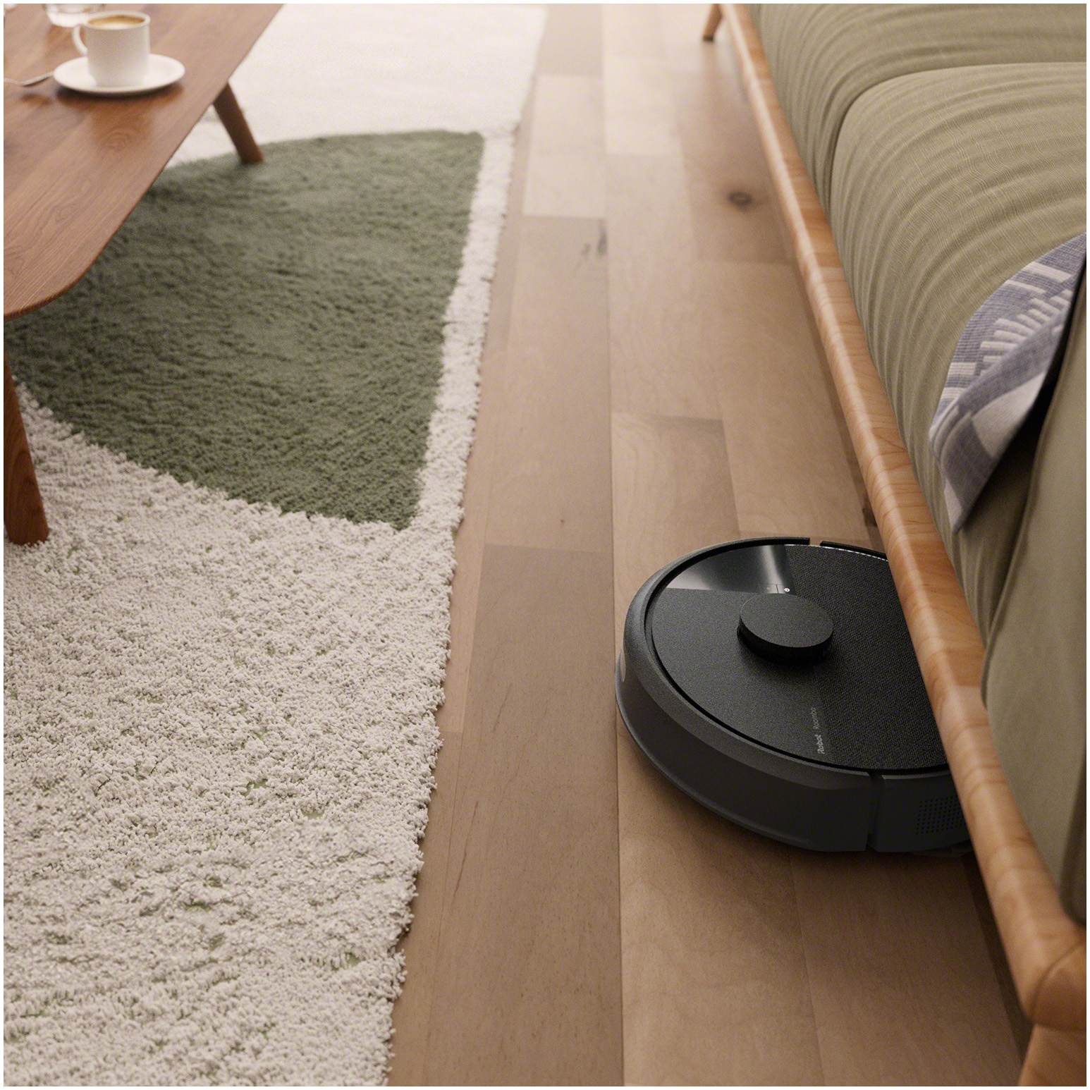 Robot de aspirare cu mop 105 iRobot Combo, Y311040, navigatie avansata ClearView™ LiDAR, curatare in patru etape, putere de aspirare 7000 Pa, tehnologie Carpet Detect, aplicatie Roomba HOME, negru