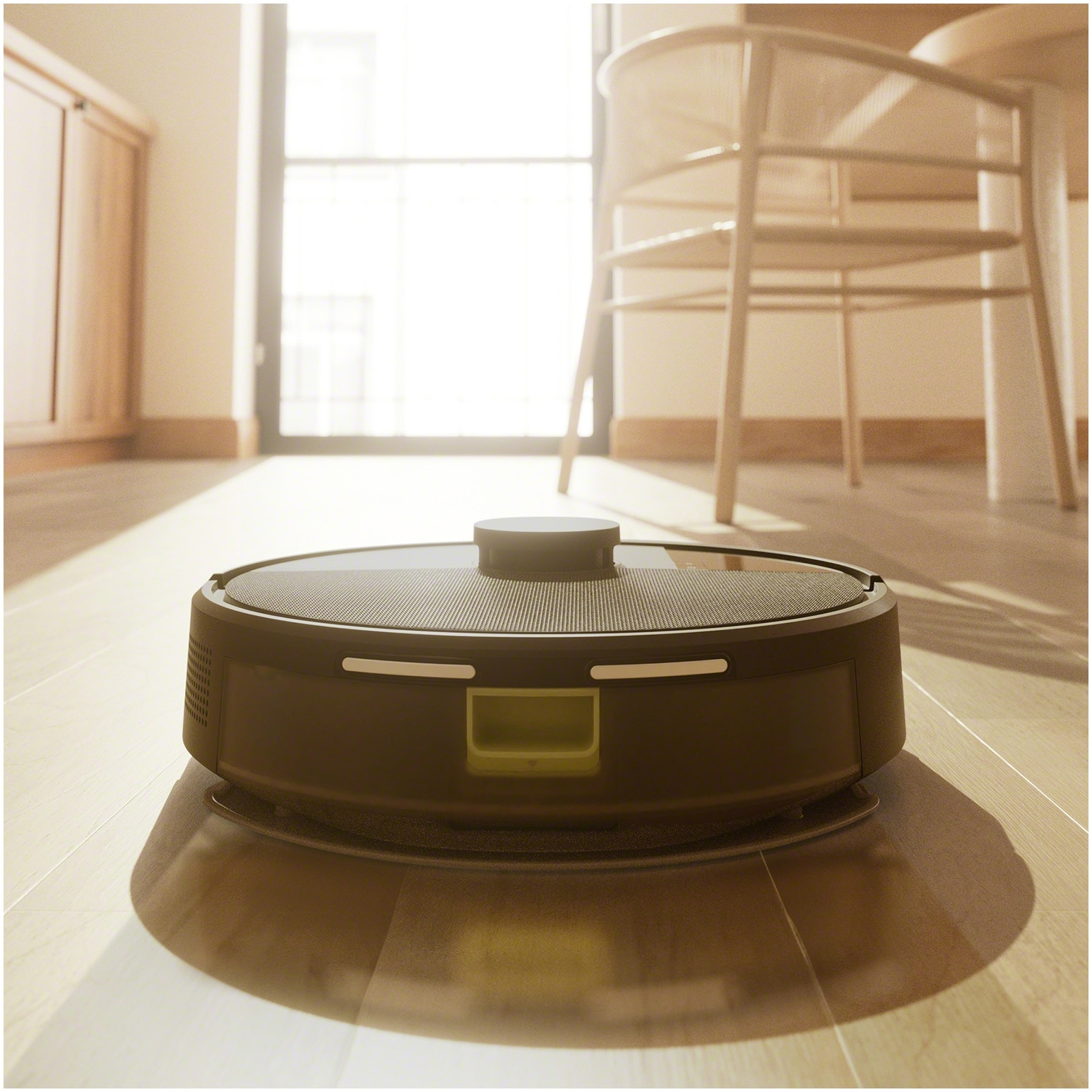 Robot de aspirare cu mop 105 iRobot Combo, Y311040, navigatie avansata ClearView™ LiDAR, curatare in patru etape, putere de aspirare 7000 Pa, tehnologie Carpet Detect, aplicatie Roomba HOME, negru