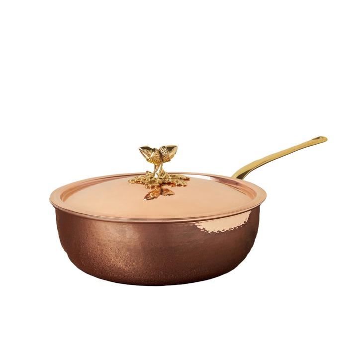 Тиган за соте Ruffoni с капак, колекция Historia, Ø 26 см, ръчно изработен в Италия, материал мед и неръждаема стомана, ръчно резбовани бронзови дръжки, вградена закачалка, съвместим с газови и електрически котлони, издържа до 220°C, мед