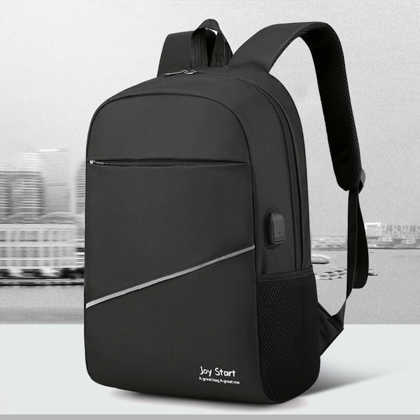 Rucsac laptop 15.6 inch, negru, material nylon, cu port USB, dimensiuni 45x28x11cm