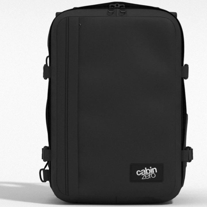 Раница CabinZero Classic Plus 32L, черна