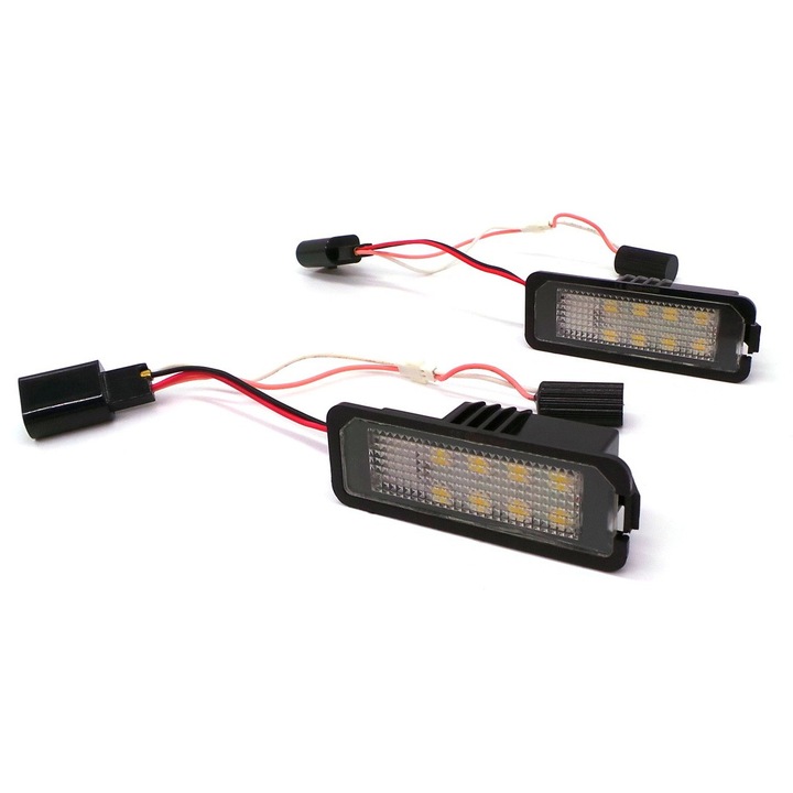 Lampa LED pentru placuta de inmatriculare, motoLEDy, compatibil Volkswagen, set 2 bucati, 450lm per lampa, lumina alb xenon 5500K, CANBUS fara eroare, 8 diode 3030 SMD, unghi 180°, tensiune 12V, omologare E8, durata de viata 50.000 ore