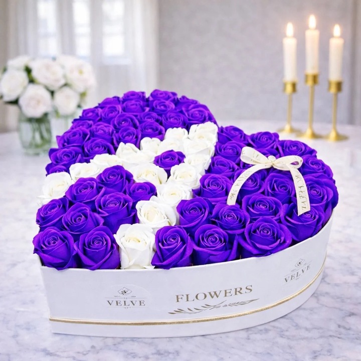 Aranjament floral personalizat cu litera A, in cutie inima, cu 49 trandafiri de sapun, Mov-Alb, Velve