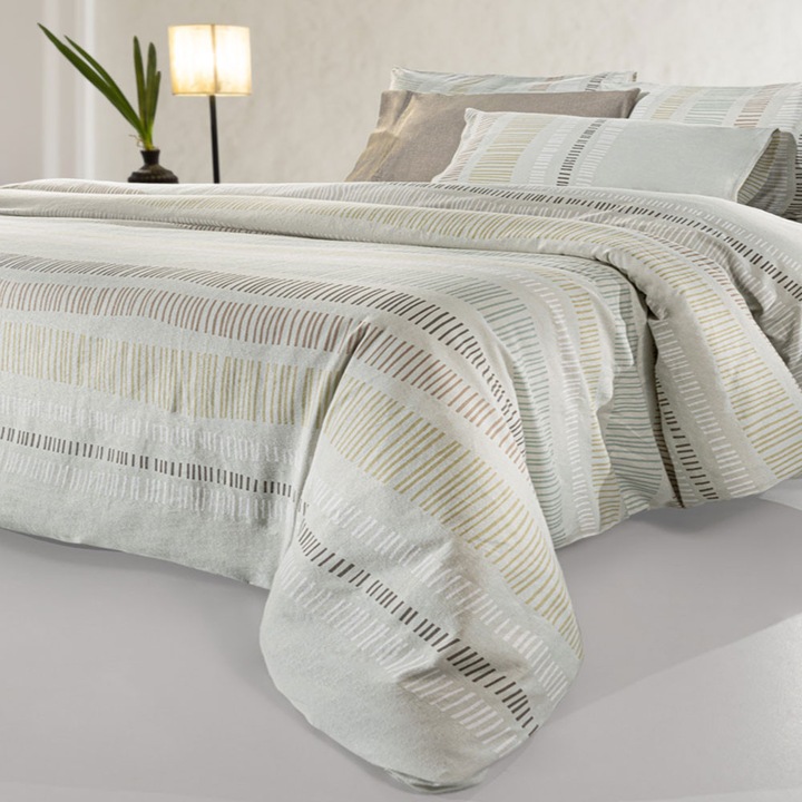 Lenjerie de pat Guy Laroche Nuvola, set 4 piese, 100% bumbac, mint, dimensiuni: 170x265cm, 240x265cm, 270x265cm