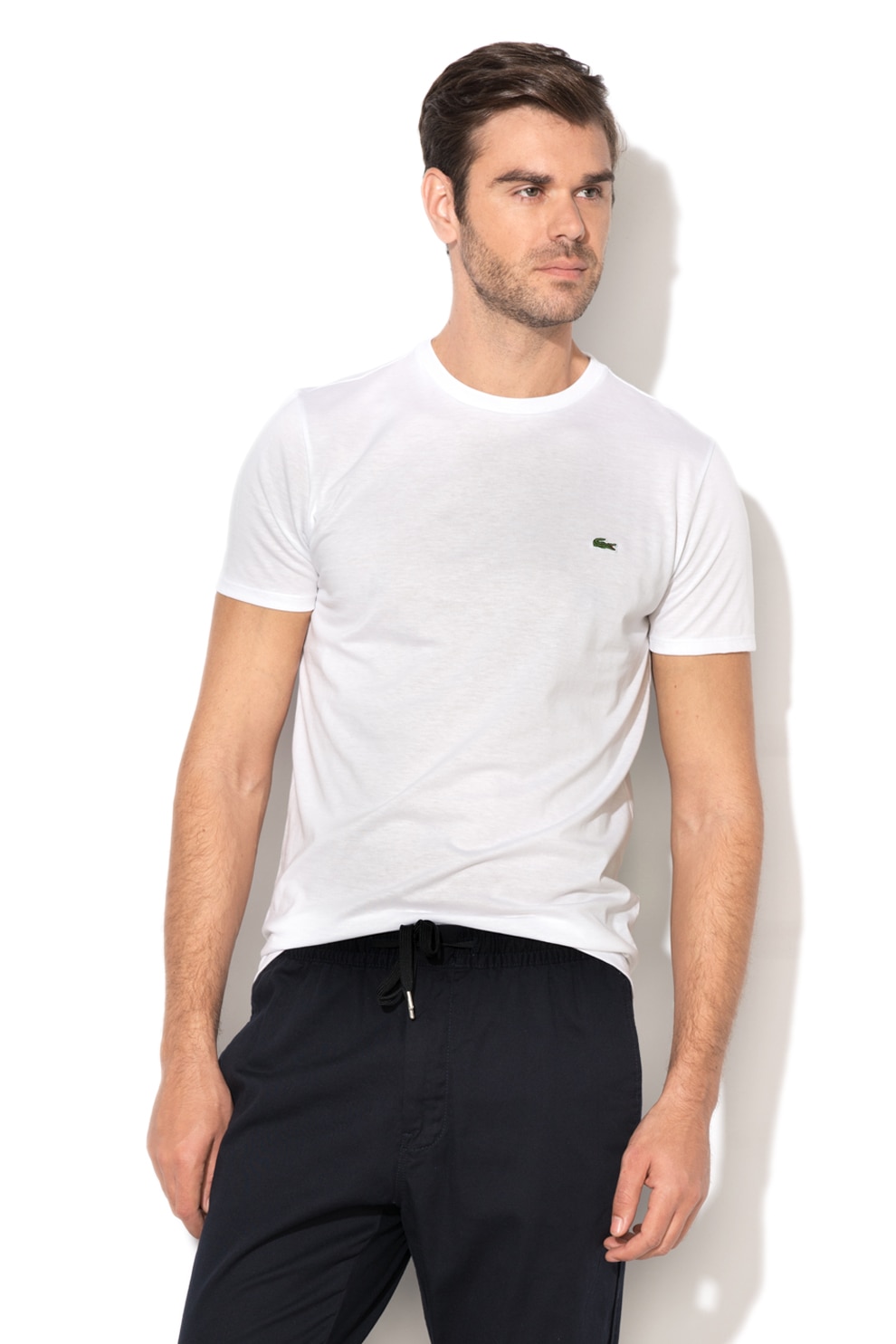 Lacoste, Tricou cu decolteu la baza gatului si aplicatie logo discreta, Alb