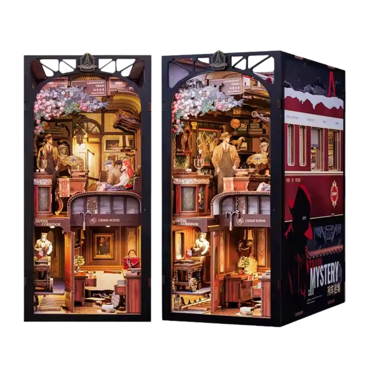 3D-s puzzle szett Könyv Kuckó Kuckó A titokzatos vonat, Könyvelválasztó, barkács, LED lámpákkal, érintőgombbal, 23x18x11 cm, 338 darab
